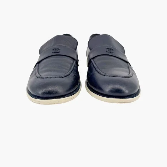 Chanel Navy Blue Leather Loafers Size 38.5 US 7.5-8 Women's CC Logo Flats - Picture 5 of 16
